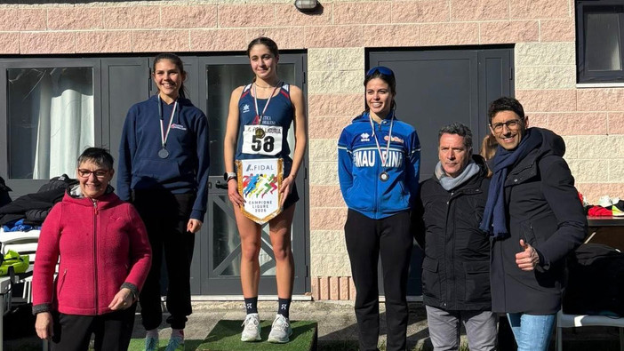 Categoria juniores cross: nel femminile vince Vittoria Facco. Ottima seconda Alice Mantero Categoria juniores cross: nel femminile vince Vittoria Facco. Ottima seconda Alice Mantero
