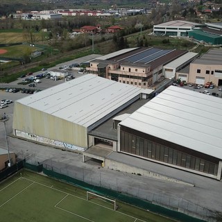 Cairo, conclusi i lavori di rifacimento della copertura del lotto B del Palazzetto dello Sport Cairo, conclusi i lavori di rifacimento della copertura del lotto B del Palazzetto dello Sport