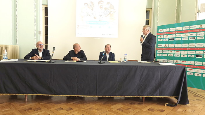 Sanremo: a fine settembre il Padel in piazza Colombo, dal prossimo anno un tour le 'Finals' nella città dei fiori Sanremo: a fine settembre il Padel in piazza Colombo, dal prossimo anno un tour le 'Finals' nella città dei fiori