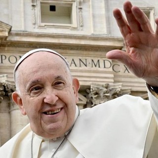 Si è spento Papa Bergoglio, anche il mondo del calcio è in lutto: la FIGC sospende ogni attività