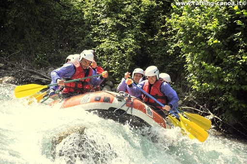 Questo weekend la Valle Stura si vive dal fiume: rafting, natura ed emozioni allo Stura River Village Questo weekend la Valle Stura si vive dal fiume: rafting, natura ed emozioni allo Stura River Village