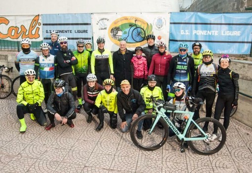 Ciclismo. In centinaia ad Alassio per la Randonnèe del Muretto