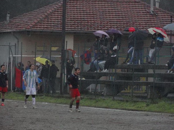 Calcio, Terza Categoria: anche Rocchettese e Pontelungo si arrendono alla neve