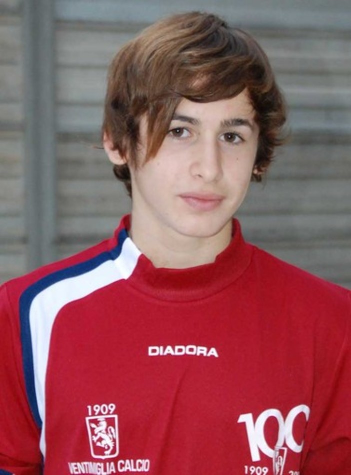 Simone Terrana con la maglia del Ventimiglia