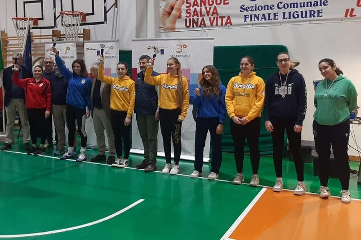 Scherma. Un doppio grande appuntamento al Pala Berruti di Finale Ligure Scherma. Un doppio grande appuntamento al Pala Berruti di Finale Ligure