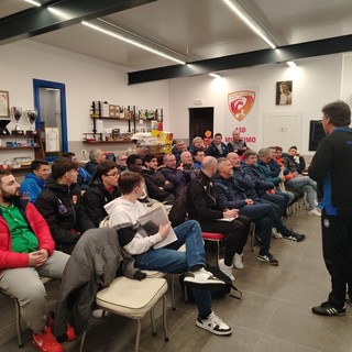 Calcio. Millesimo, successo per la serata di formazione con Stefano Bonaccorso