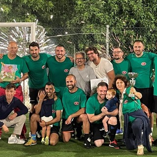 Torneo "Crunn-a De Nöcce" di Stella: trionfo per Agenzia Cinque Stelle contro Camping Dolce Vita