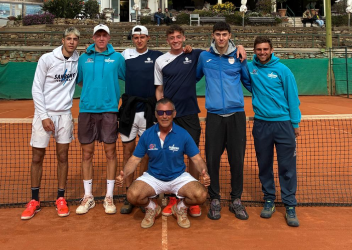 Tennis Sanremo: brutte notizie per Arnaldi e Mager mentre le squadre del circolo continuano a sfornare campioni Tennis Sanremo: brutte notizie per Arnaldi e Mager mentre le squadre del circolo continuano a sfornare campioni
