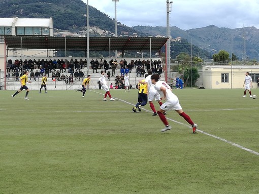 Calcio, Eccellenza. Il Ventimiglia cade al 'Morel' contro la Cairese: decide la doppietta di Alessi