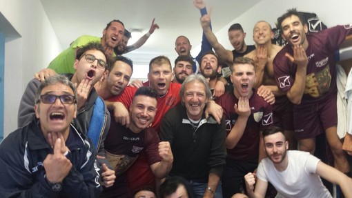 Calcio. Seconda Categoria, il Sanremo 80 vince i playoff. Enrico Vella: "I "brontoloni" hanno vinto il campionato" (Foto e Video)
