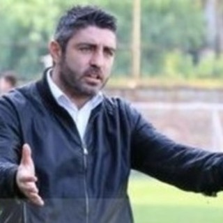 Nella foto mister Valentino Papa