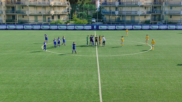 Calcio | Eccellenza. Il Pietra si butta via nella ripresa, il Busalla ne approfitta ma non c'è un vincitore: è 2-2