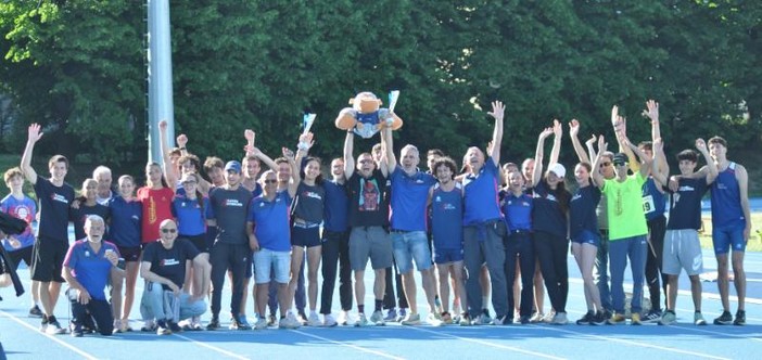 L'Atletica Arcobaleno trionfa a La Spezia: Uomini primi a livello regionale, bronzo per le Donne L'Atletica Arcobaleno trionfa a La Spezia: Uomini primi a livello regionale, bronzo per le Donne