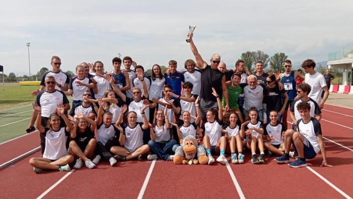 Atletica Arcobaleno. A Prato Marco Zunino e Denis Canepa fanno la voce grossa, record per la 4x400 Atletica Arcobaleno. A Prato Marco Zunino e Denis Canepa fanno la voce grossa, record per la 4x400