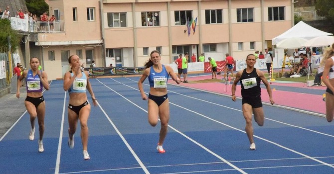 37° Meeting Arcobaleno Atletica Europa | doppietta Evans nei 200 e 400, Dradriga "monstre" negli 800 37° Meeting Arcobaleno Atletica Europa | doppietta Evans nei 200 e 400, Dradriga "monstre" negli 800