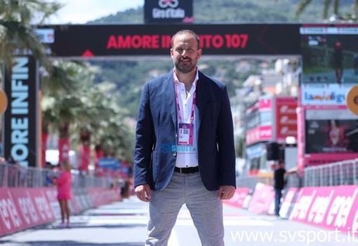 Andora in festa per il Giro d'Italia, Rossi: &quot;Giornata memorabile, entriamo nella storia del ciclismo&quot; (VIDEO)