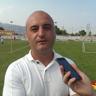 Calcio Albenga. Il presidente Tomatis piange Davide Molinari: "Siamo sconvolti. L'ultima giornata del campionato Juniores andava rinviata in blocco" Calcio Albenga. Il presidente Tomatis piange Davide Molinari: "Siamo sconvolti. L'ultima giornata del campionato Juniores andava rinviata in blocco"