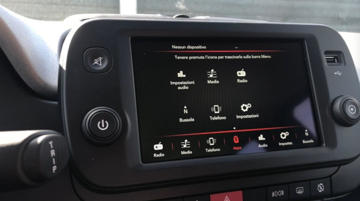 Installare autoradio fai da te: come fare