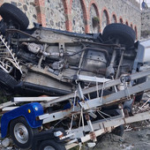 Celle Ligure, auto sfonda la ringhiera e precipita sul porticciolo Cala Cravieu: ferito un 67enne (FOTO e VIDEO) Celle Ligure, auto sfonda la ringhiera e precipita sul porticciolo Cala Cravieu: ferito un 67enne (FOTO e VIDEO)