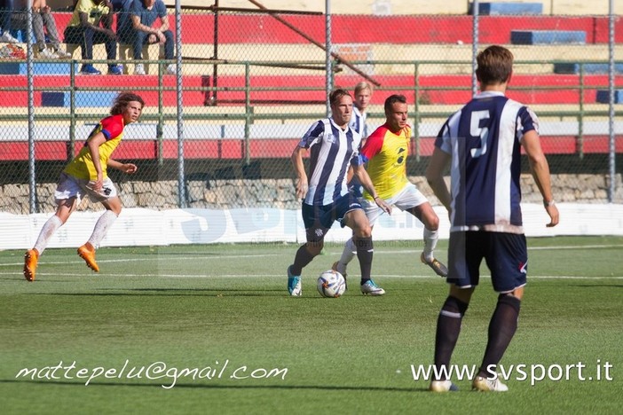 Calcio. Serie D, a Savona inizia oggi l'era Chezzi. Impegni toscani per Albissola e Finale Calcio. Serie D, a Savona inizia oggi l'era Chezzi. Impegni toscani per Albissola e Finale