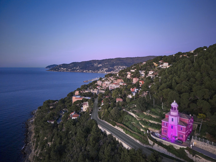 Andora. Capo Mele diventa rosa in onore del Giro d'Italia