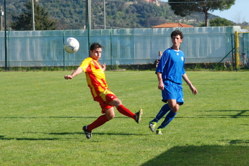 Calcio, Prima Categoria: Andora e Pietra per i playoff, piena bagarre nelle retrovie Calcio, Prima Categoria: Andora e Pietra per i playoff, piena bagarre nelle retrovie