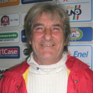 Calcio, Loanesi. Poche recriminazioni per Aldo Graziano: "Abbiamo regalato tre gol al Bragno" Calcio, Loanesi. Poche recriminazioni per Aldo Graziano: "Abbiamo regalato tre gol al Bragno"