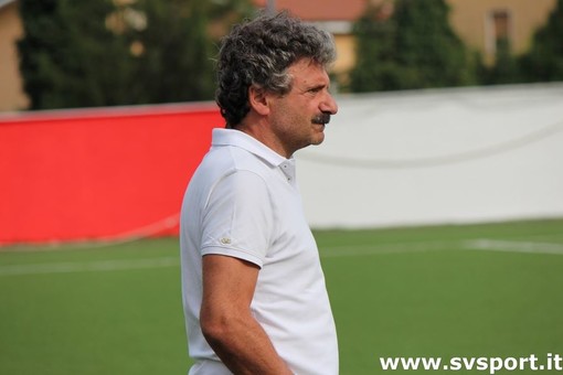 Calcio, Speranza. L'orgoglio di mister Frumento: "Dianese battuta grazie anche all'apporto di giocatori come Valvassura e Albarello" Calcio, Speranza. L'orgoglio di mister Frumento: "Dianese battuta grazie anche all'apporto di giocatori come Valvassura e Albarello"