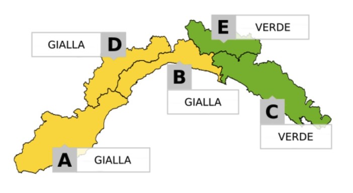 Allerta Meteo. Piogge forti e temporali, livello giallo da mezzanotte sul ponente ligure Allerta Meteo. Piogge forti e temporali, livello giallo da mezzanotte sul ponente ligure