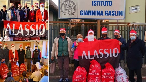 Alassio, i cuori rossoneri regalano oltre 200 giocattoli ai bimbi del Gaslini, Babbo Natale-Moreno Berto: “È stato commovente”