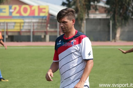 Calcio. Serie D super equilibrata, ma c'è un Vado che viaggia ancora a singhiozzo. Alessi: "La squadra è in crescita, con il Fossano un incidente di percorso" Calcio. Serie D super equilibrata, ma c'è un Vado che viaggia ancora a singhiozzo. Alessi: "La squadra è in crescita, con il Fossano un incidente di percorso"