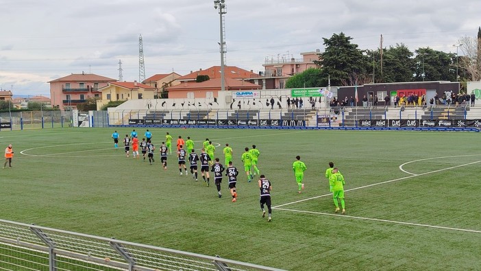 Calcio, Serie D. Minimo sforzo, massima resa: l'Albenga chiude il 2023 battendo la Lavagnese 1-0