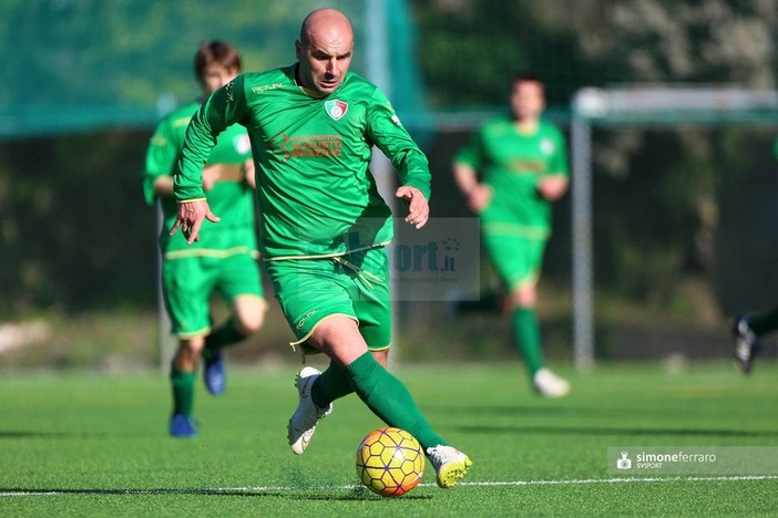 Calcio, Prima Categoria. Lo Speranza conquista la quarta vittoria consecutiva, Alfonz Bhardi:"Grandi prova di gruppo, solo tutti insieme possiamo fare bene" Calcio, Prima Categoria. Lo Speranza conquista la quarta vittoria consecutiva, Alfonz Bhardi:"Grandi prova di gruppo, solo tutti insieme possiamo fare bene"