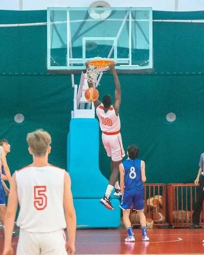 La Pallacanestro Vado saluta Siby, il giocatore passa al Mega Belgrado. "Vado resterà per sempre una famiglia" La Pallacanestro Vado saluta Siby, il giocatore passa al Mega Belgrado. "Vado resterà per sempre una famiglia"