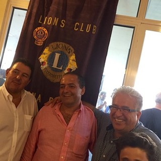 Il campione del Mondo di Bridge ed i Lions Savona Priamar contro il morbillo nel mondo