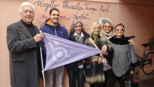 A Borgio "Orizzonti Infiniti": il murales accessibile a tutti che racconta il territorio promosso da Gabriele Gravina (FOTO e VIDEO)