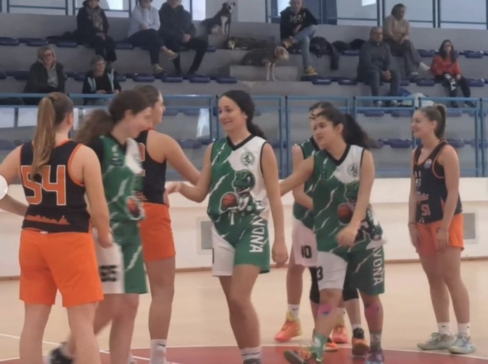 Basket, Under 15 femminile. La Cestistica Savonese contro Pegli, vittoria per 87-35