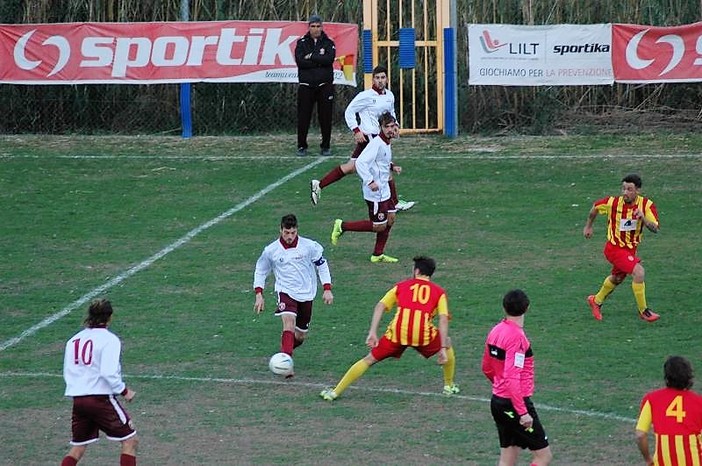 Calcio, Seconda Categoria: mille emozioni tra Borghetto e San Filippo Neri, i granata la spuntano 3-2 Calcio, Seconda Categoria: mille emozioni tra Borghetto e San Filippo Neri, i granata la spuntano 3-2