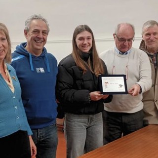 Atletica Arcobaleno. La borsa di studio "Michele Olmo" è stata assegnata a Elisa Siri Atletica Arcobaleno. La borsa di studio "Michele Olmo" è stata assegnata a Elisa Siri
