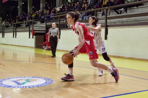 Basket, A2 femminile: l'Amatori SAvona fatica a ingranare, con l'Umbertide arriva il terzo stop consecutivo