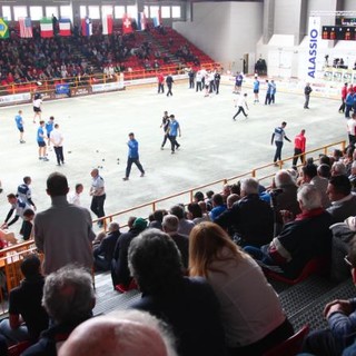 Ad Alassio, tra giovani studenti e campioni di altre discipline, prosegue il 1° Festival dello Sport Bocce