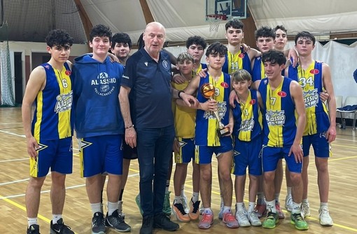 Basket | ABC Ponente: i successi dell'Under 15 di Eccellenza, dalle Final Four alla conquista della Coppa