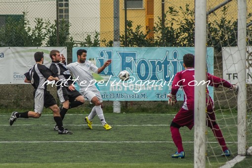 Calcio, Pietra Ligure. Il dg Faggiano sul "caso" Albissola - Legino: "Massimo rispetto per i verdeblu" Calcio, Pietra Ligure. Il dg Faggiano sul "caso" Albissola - Legino: "Massimo rispetto per i verdeblu"
