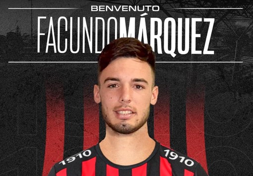 Calciomercato. Prima esperienza al sud per Facundo Marquez, il bomber argentino è un nuovo giocatore della Nocerina Calciomercato. Prima esperienza al sud per Facundo Marquez, il bomber argentino è un nuovo giocatore della Nocerina