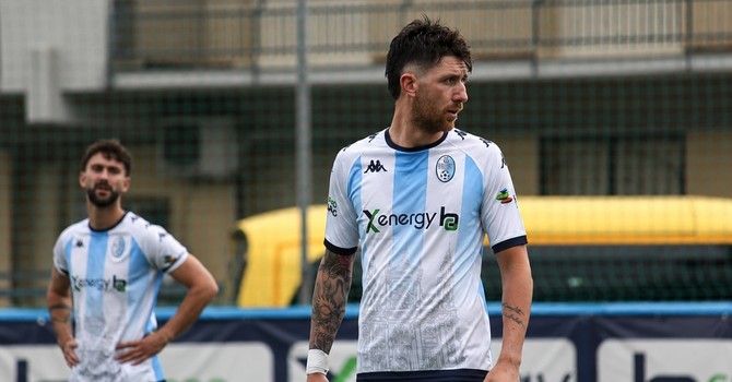 Calcio | Pietra Ligure. Si è conclusa l'avventura biancoceleste di Filippo Pili: "Sei stato protagonista della rinascita del club"