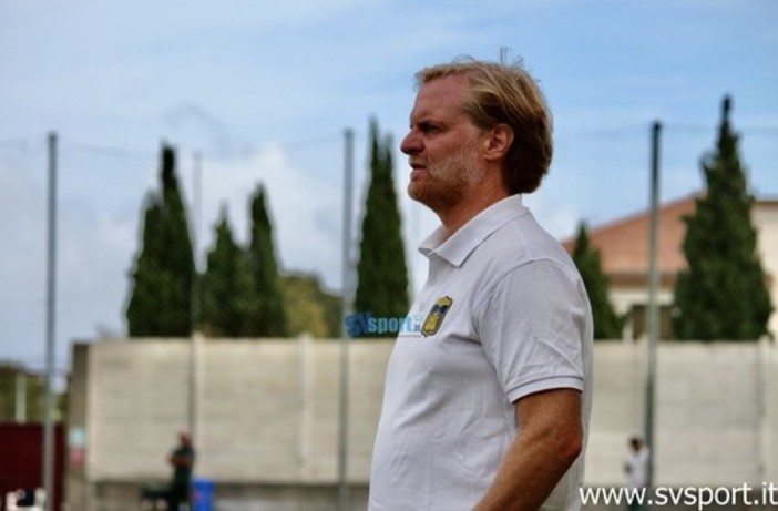 Calcio. La lettera di commiato di mister Repetti. "Il Serra Riccò rimarrà indelebile sulla mia pelle"