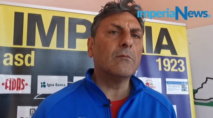 Imperia: dopo lo 0-0 contro il Ligorna parla mister Soda "Partita difficile. Alcuni mancano un po' di carattere " (Video) Imperia: dopo lo 0-0 contro il Ligorna parla mister Soda "Partita difficile. Alcuni mancano un po' di carattere " (Video)