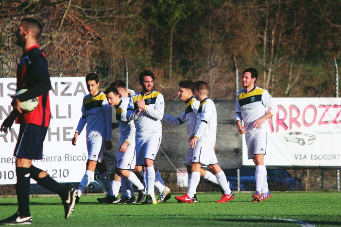 Calcio, Serra Riccò. Arriva il pugno di ferro. Parodi: "La nostra immagine è sempre stata decorosa, prenderemo provvedimenti" Calcio, Serra Riccò. Arriva il pugno di ferro. Parodi: "La nostra immagine è sempre stata decorosa, prenderemo provvedimenti"