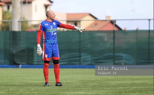 Calcio, Carcarese. Anche Giribaldi festeggia la prima vittoria dopo il 2-1 al Rivasamba: &quot;Siamo forti, cona la Fezzanese sarà un'altra battaglia&quot; (VIDEO)