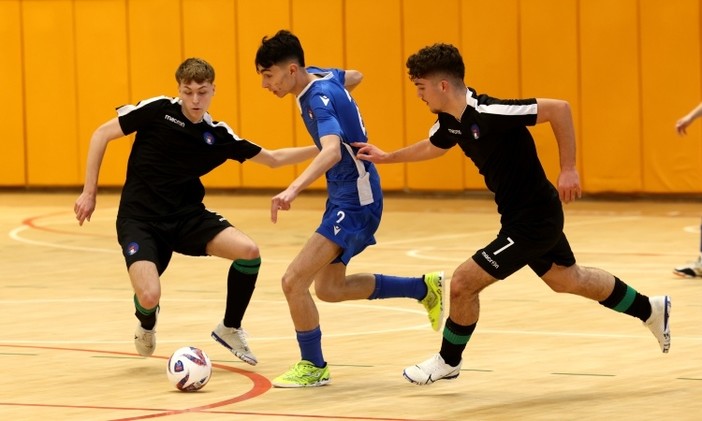 Calcio a 5, Torneo delle Regioni Under 17: i risultati e le classifiche dopo la 1° giornata, Liguria ko di misura Calcio a 5, Torneo delle Regioni Under 17: i risultati e le classifiche dopo la 1° giornata, Liguria ko di misura